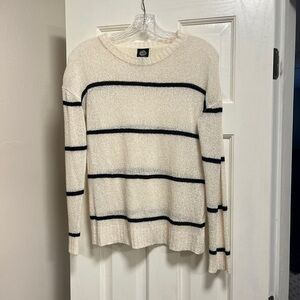 Bobeau Knit Cream and Black Striped Crew Neck Sweater Sz S